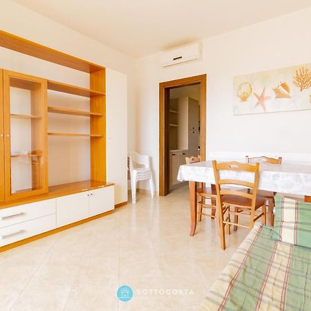 Вілла Camelia Flat - Roca Екстер'єр фото